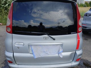 2000 Toyota Yaris I, серебристый, 350000 рублей, вид 3