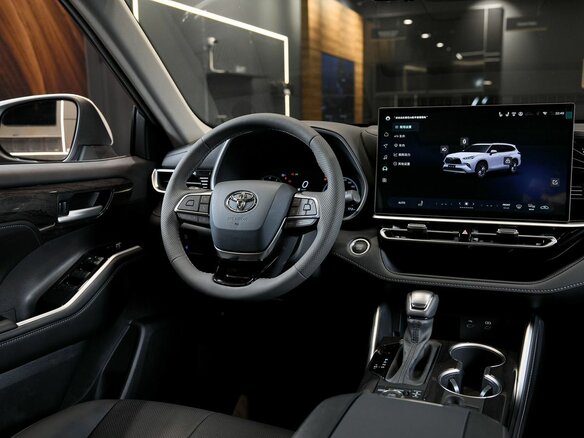 2026 Toyota Highlander IV (XU70), белый, 5750000 рублей - вид 22
