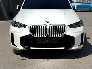 2026 BMW X5 40i IV (G05/G18) Рестайлинг, белый, 13950000 рублей, вид 2