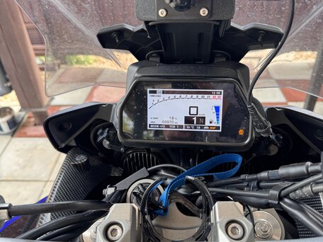 2017 Yamaha MT-09 Tracer (FJ-09), синий, 800000 рублей, вид 2