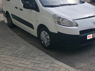 2012 Peugeot Partner II Рестайлинг, белый, 395000 рублей, вид 2