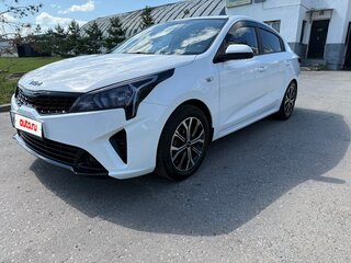 2021 Kia Rio IV Рестайлинг, белый, 1395000 рублей, вид 5