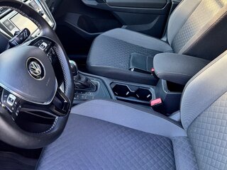 2018 Volkswagen Tiguan II, белый, 2050000 рублей, вид 5