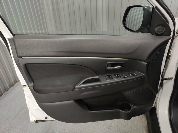 2012 Mitsubishi ASX I Рестайлинг, белый - вид 13