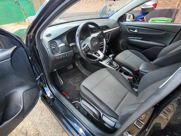 2019 Kia Rio X-Line IV, чёрный, 1550000 рублей - вид 6