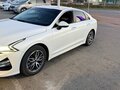 2020 Kia K5 III, белый, 1800000 рублей - вид 3