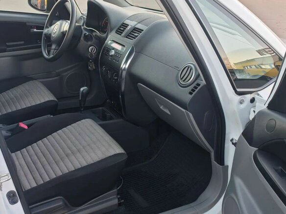 2013 Suzuki SX4 I (Classic) Рестайлинг, белый, 1200000 рублей - вид 15