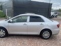 2009 Toyota Corolla Axio X (E140, E150) Рестайлинг, серебристый, 450000 рублей - вид 3