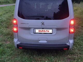 2022 Peugeot Traveller Long I, серый, 3690000 рублей, вид 5