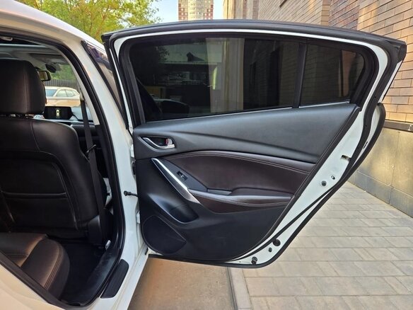 2016 Mazda 6 III (GJ) Рестайлинг, белый, 1775000 рублей - вид 16