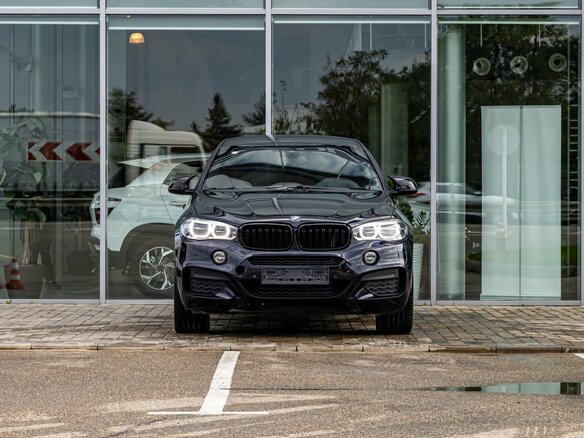 2019 BMW X6 30d II (F16), чёрный, 3995000 рублей - вид 1