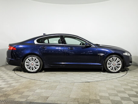 2015 Jaguar XF I Рестайлинг, синий, 1899900 рублей, вид 4