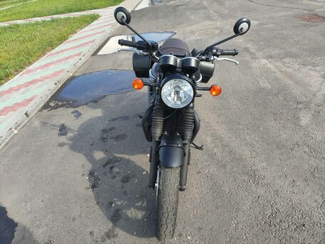 2022 Triumph Bonneville T120, чёрный, 990000 рублей, вид 3