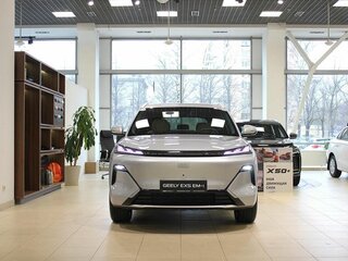 2026 Geely EX5 Гибрид EM-R, серебристый, 3814990 рублей, вид 2