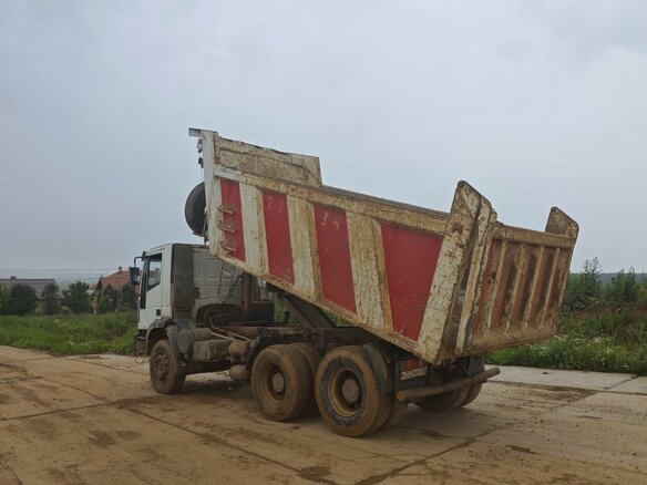 2004 Iveco EuroTrakker, белый, 850000 рублей - вид 17