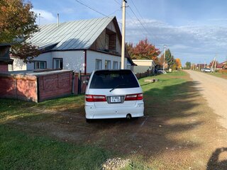 1999 Nissan Presage I, белый, 410000 рублей, вид 3