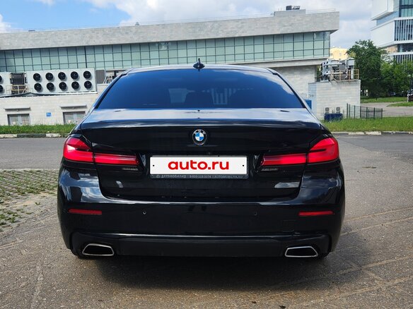 2021 BMW 5 серии 520i VII (G30/G31/G38) Рестайлинг, чёрный - вид 5