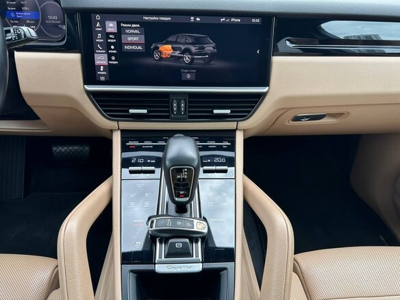 2021 Porsche Cayenne III, белый, 6000000 рублей - вид 11