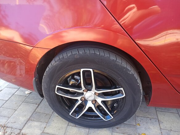 2011 Hyundai Solaris I, красный - вид 13