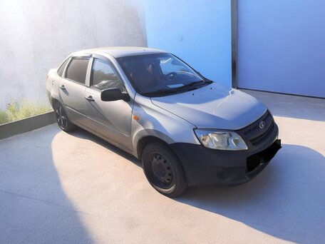 2013 Lada (ВАЗ) Granta I, серебристый, 300000 рублей, вид 3