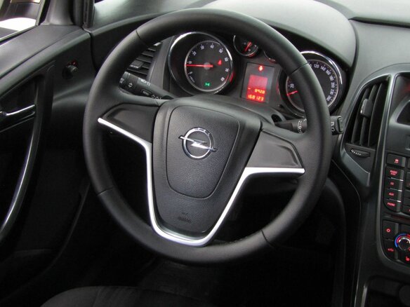2012 Opel Astra J, бежевый - вид 14