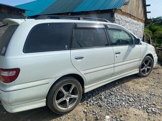 2000 Nissan Presage I, белый, 560000 рублей, вид 2