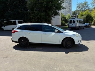 2014 Ford Focus III, белый, 640000 рублей, вид 4