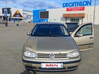 2003 Volkswagen Golf IV, бежевый, 350000 рублей, вид 2