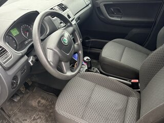 2010 Skoda Fabia II, серый, 400000 рублей, вид 5
