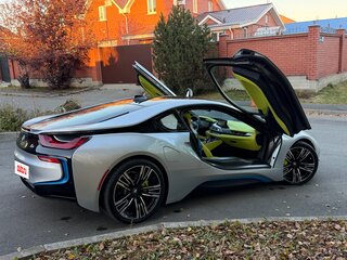 2015 BMW i8 I, серебристый, 5990000 рублей, вид 2