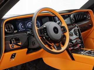 2025 Rolls-Royce Cullinan Black Badge I Рестайлинг (Series II), чёрный, 79024900 рублей, вид 3