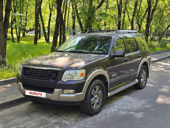 2005 Ford Explorer IV, коричневый