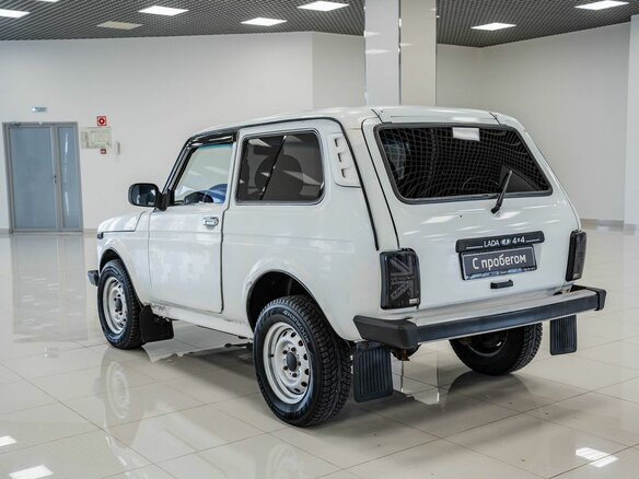 2014 Lada (ВАЗ) 2121 (4x4) I Рестайлинг, белый, 325000 рублей - вид 3