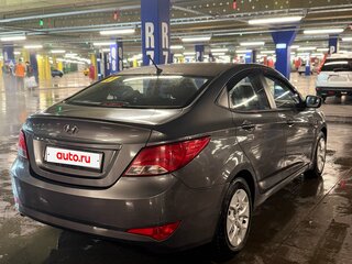2015 Hyundai Solaris I Рестайлинг, серый, 470000 рублей, вид 4