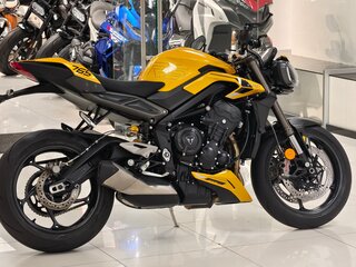 2025 Triumph Street Triple, жёлтый, 1550000 рублей, вид 5