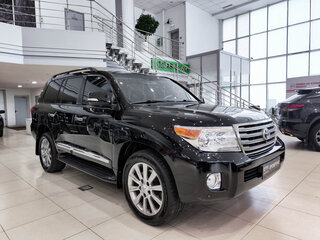 2012 Toyota Land Cruiser 200 Series Рестайлинг 1, чёрный, 3190000 рублей, вид 3
