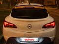 2013 Opel Astra GTC J Рестайлинг, белый, 950000 рублей - вид 2