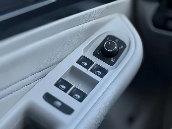 2023 Volkswagen Lamando L II, голубой, 1740000 рублей - вид 11