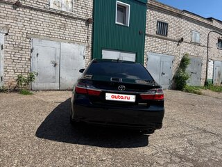 2017 Toyota Camry VII (XV50) Рестайлинг 2, чёрный, 2400000 рублей, вид 5
