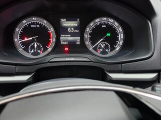 2021 Skoda Karoq I, белый, 2200000 рублей, вид 4