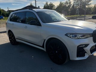 2020 BMW X7 M50d I (G07), белый, 8200000 рублей, вид 3