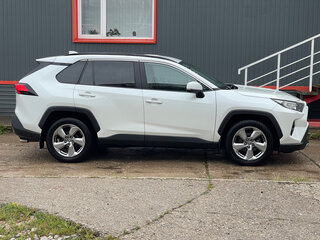 2019 Toyota RAV4 V (XA50), белый, 3499000 рублей, вид 3