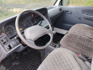 1990 Toyota HiAce H100, белый, 285000 рублей, вид 3