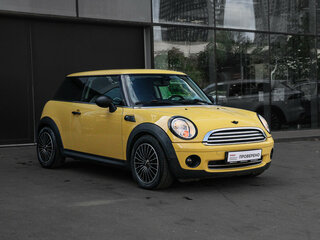 2007 Mini Hatch One II (R56), жёлтый, 550000 рублей, вид 3