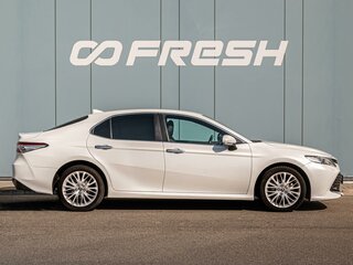 2018 Toyota Camry VIII (XV70), белый, 2530000 рублей, вид 5