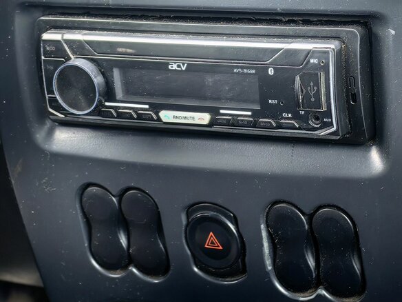 2012 Renault Logan I Рестайлинг, бежевый - вид 12