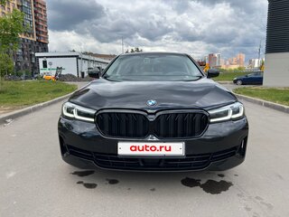 2022 BMW 5 серии 520i VII (G30/G31/G38) Рестайлинг, чёрный, 4500000 рублей, вид 2