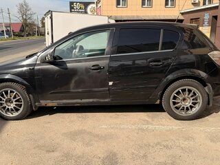 2008 Opel Astra H Рестайлинг, чёрный, 320000 рублей, вид 5