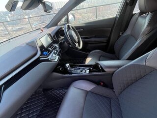 2017 Toyota C-HR I, серебристый, 1450000 рублей, вид 4
