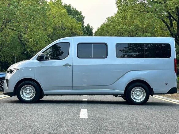 2026 Wuling Yangguang, голубой, 1690000 рублей - вид 13
